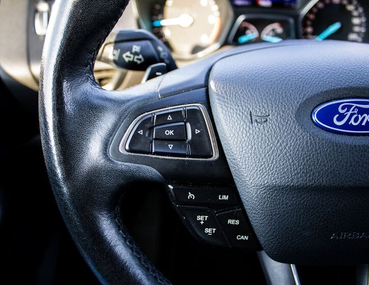 Ford Kuga SUV 2,0 l 110 kw