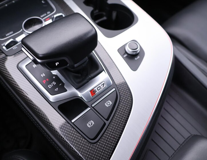 Audi SQ7 SUV 4,0 l 320 kw