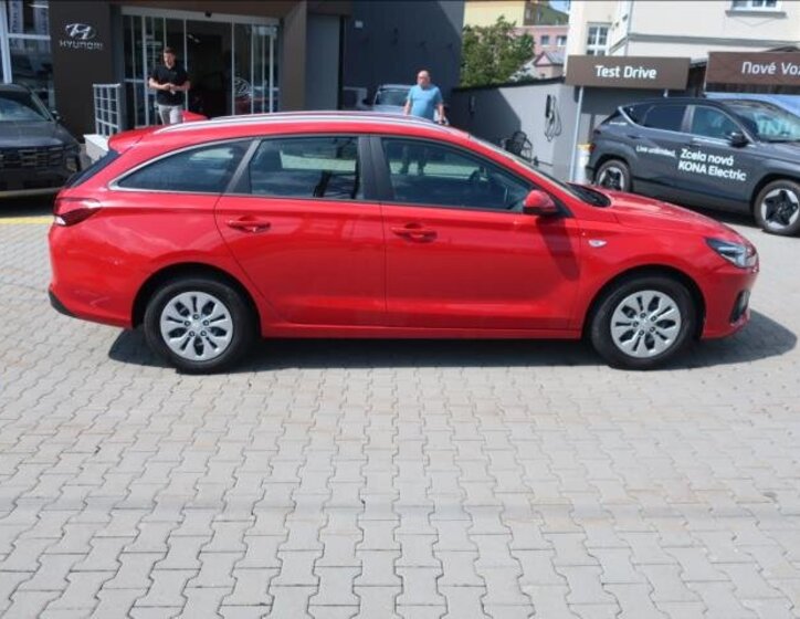 Hyundai i30 Kombi 998,0 88 kw