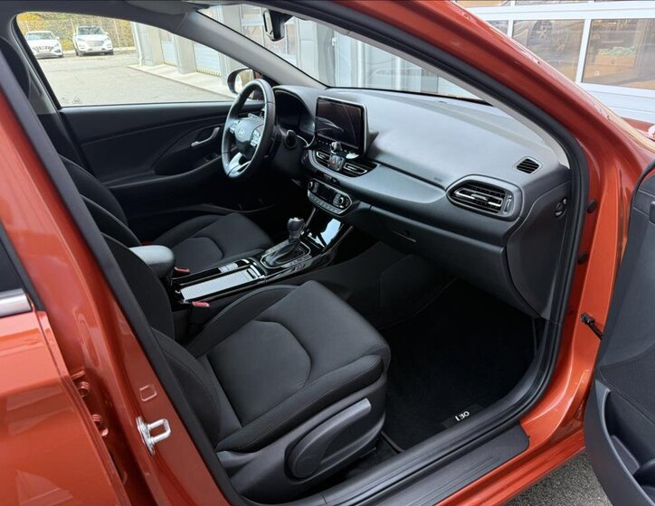 Hyundai i30 Hatchback 998,0 74 kw