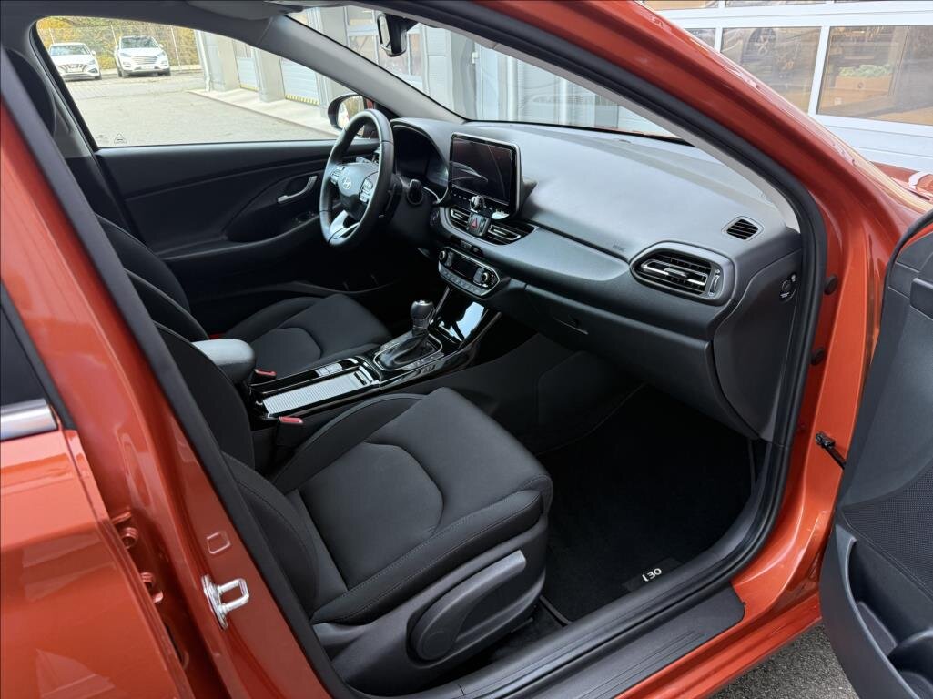 Hyundai i30 Hatchback 998,0 74 kw