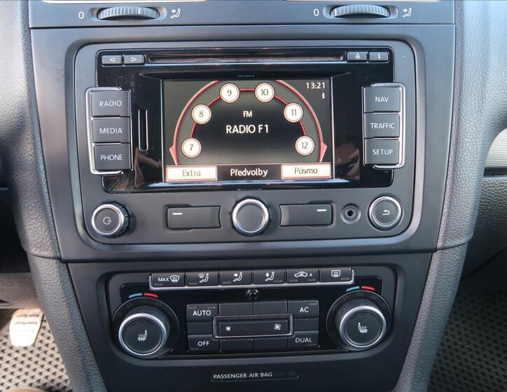 Volkswagen Golf Kombi 1,6 l 77 kw