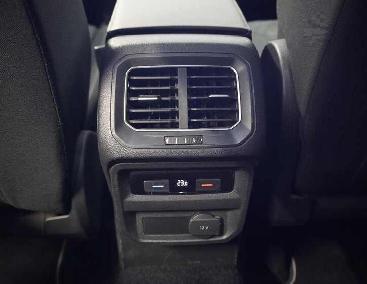 Volkswagen Tiguan SUV / Terénní 2,0 l 140 kw