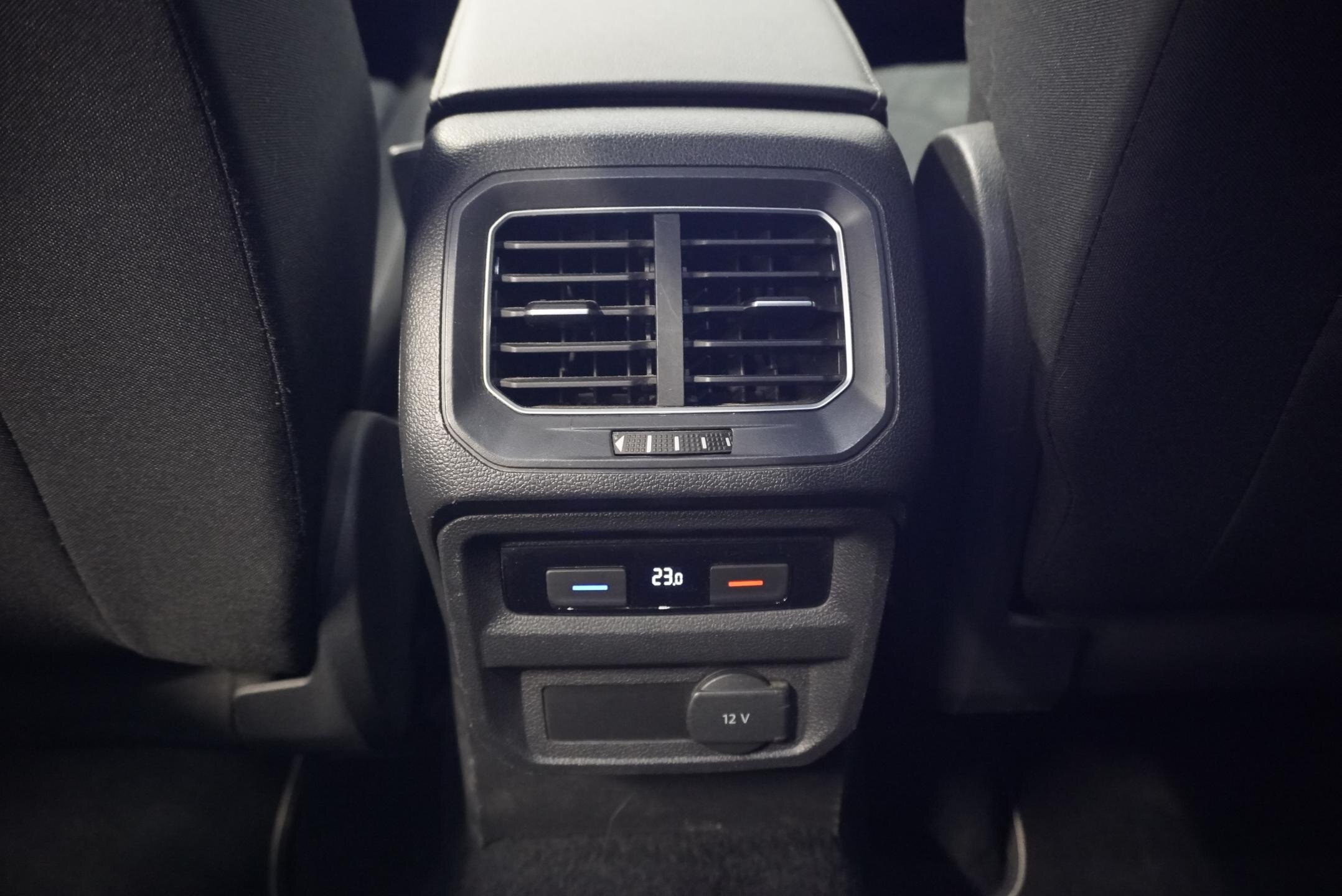 Volkswagen Tiguan SUV / Terénní 2,0 l 140 kw