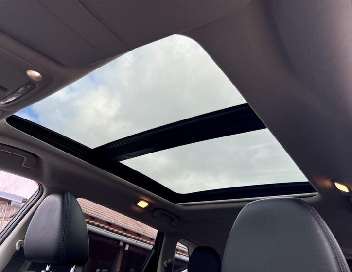 Nissan X-Trail SUV 1,7 l 110 kw