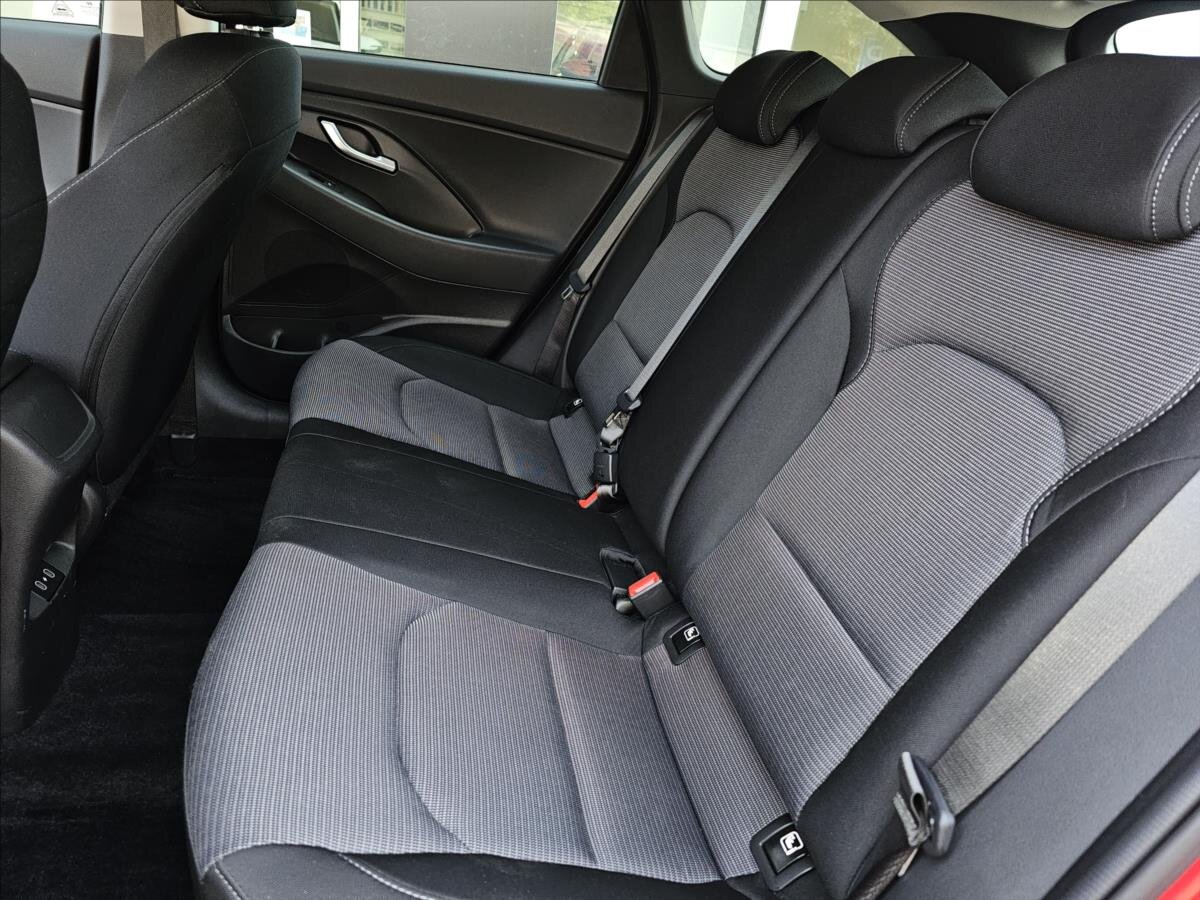 Hyundai i30 Kombi 1,5 l 71 kw