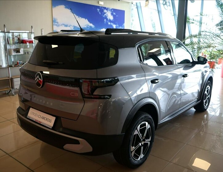 Citroën C3 Aircross SUV / Terénní 1,2 l 107 kw