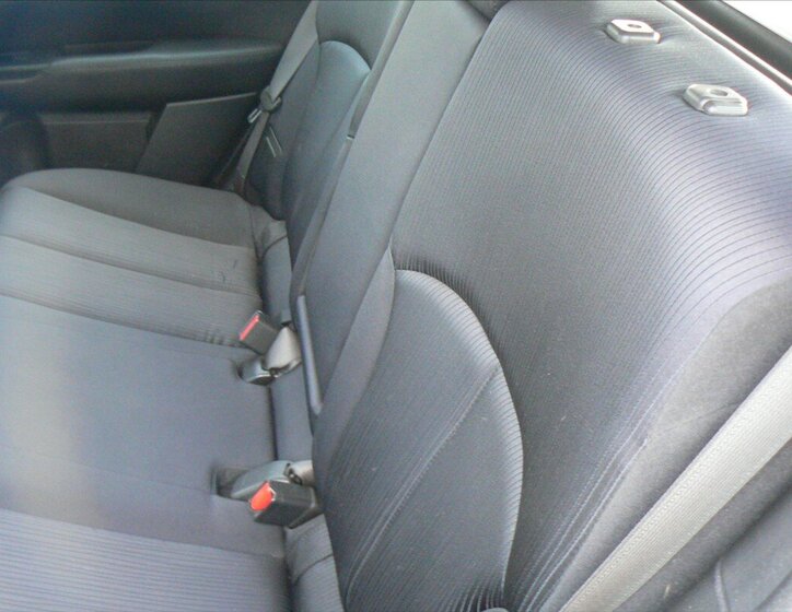 Subaru Legacy Kombi 2,0 l 110 kw