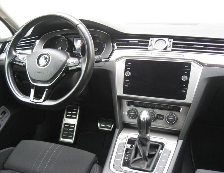 Volkswagen Passat 23