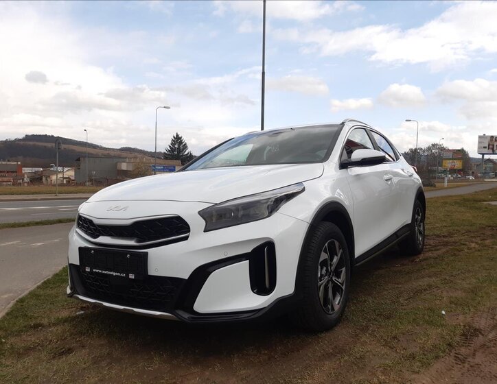 KIA XCeed SUV / Terénní 1,6 l 110 kw