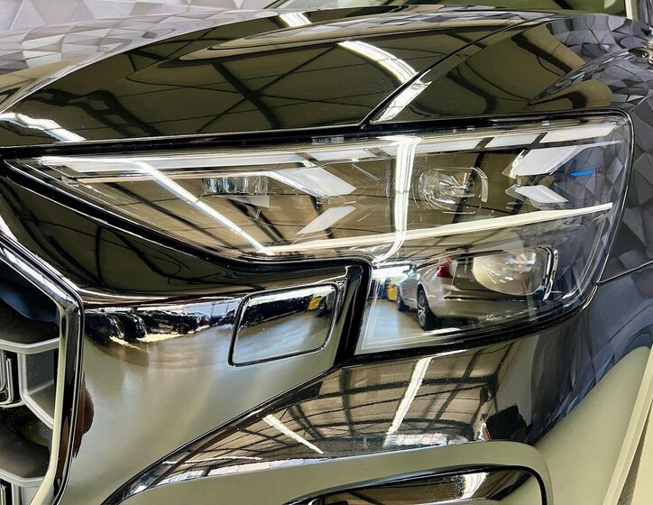 Audi Q8 SUV 3,0 l 210 kw