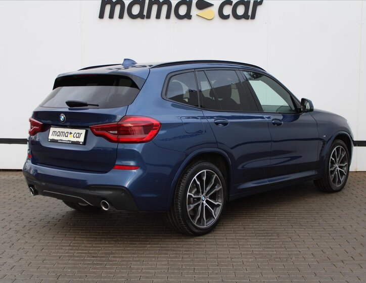 BMW X3 7