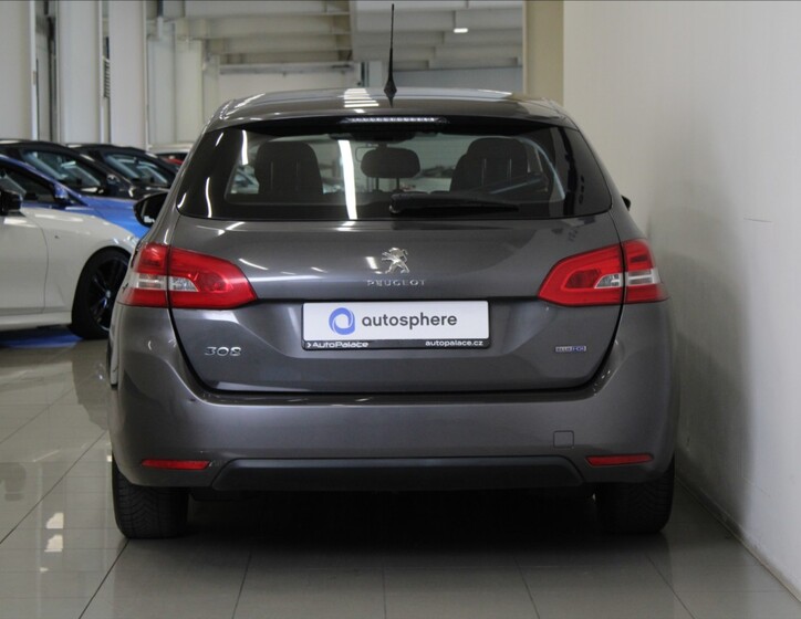 Peugeot 308 4