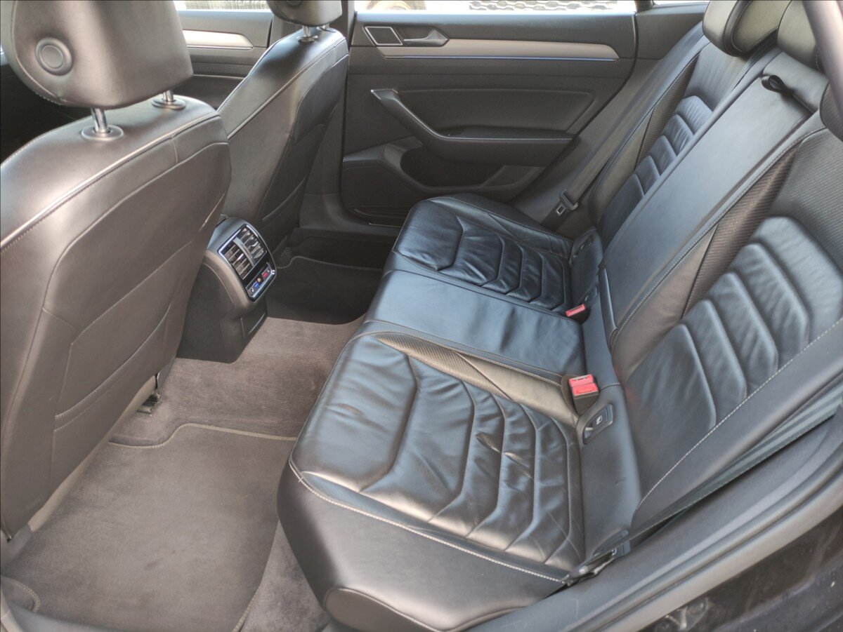 Volkswagen Arteon Liftback 2,0 l 140 kw