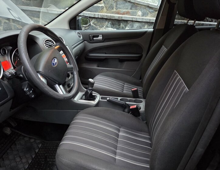 Ford Focus Kombi 1,6 l 74 kw