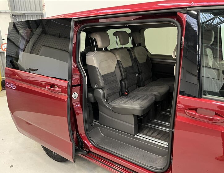 Volkswagen Multivan 24