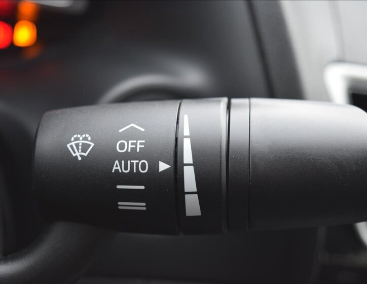 Mazda 3 Sedan 1,5 l 74 kw