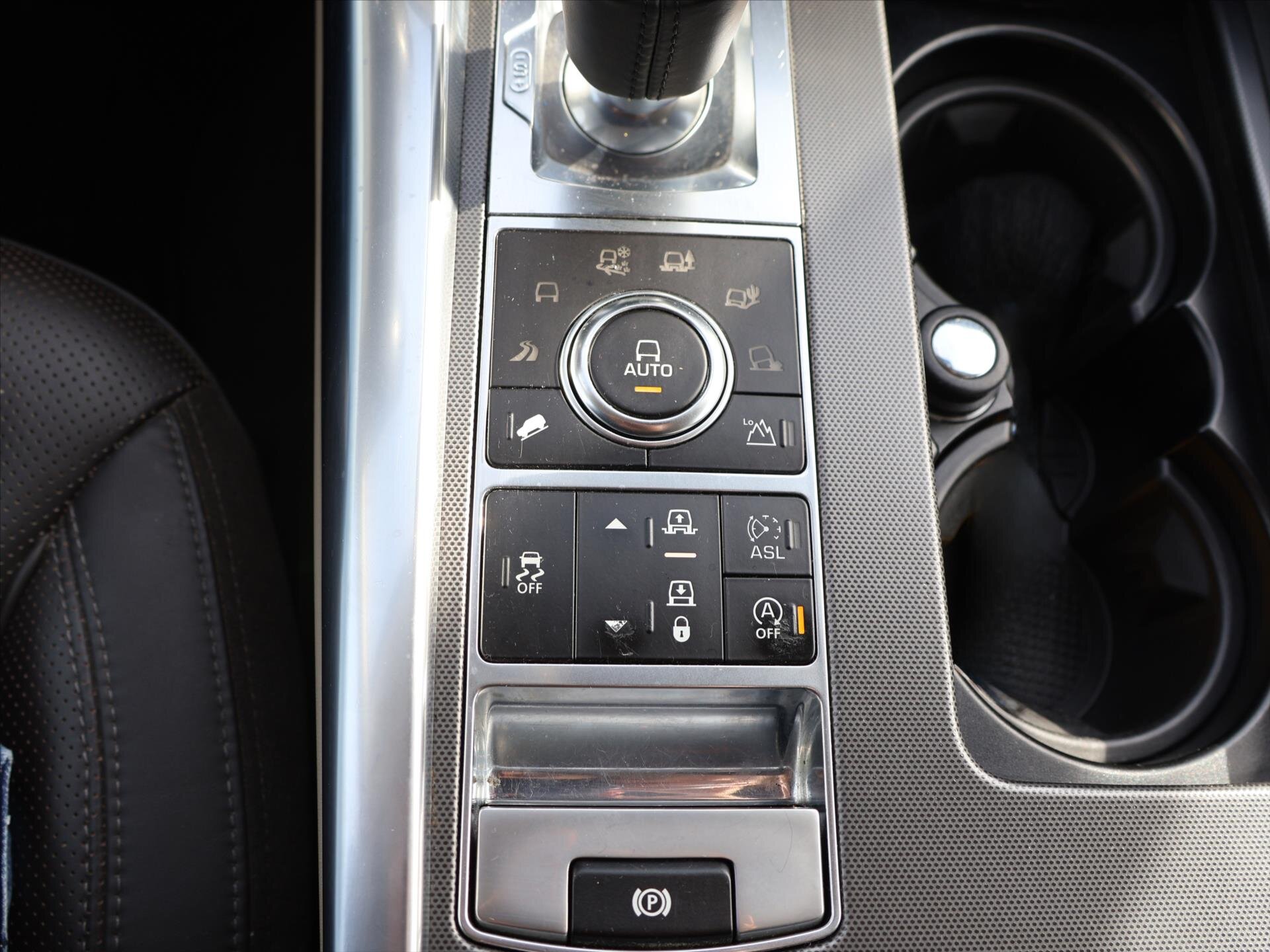 Land Rover Range Rover Sport SUV / Terénní 3,0 l 215 kw