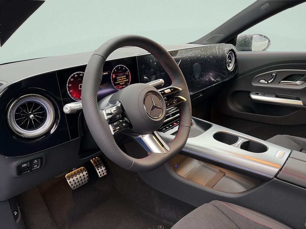 Mercedes-Benz CLA Sedan / Limuzína 1,5 l 120 kw