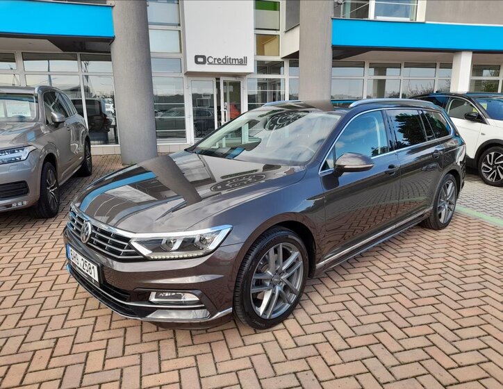 Volkswagen Passat Kombi 2,0 l 140 kw