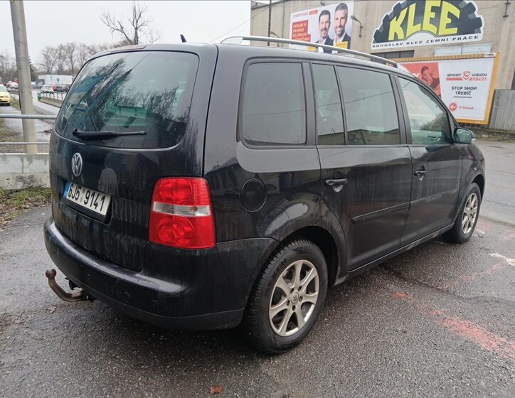 Volkswagen Touran 12