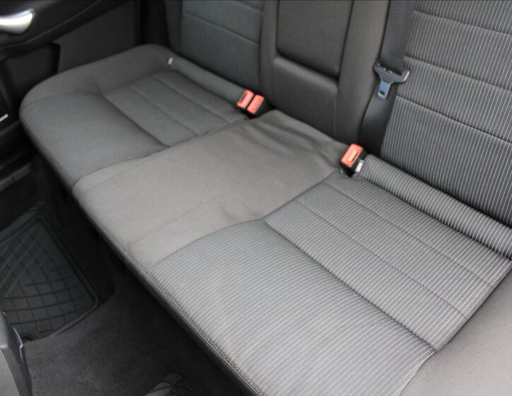 Ford Mondeo Liftback 2,0 l 103 kw