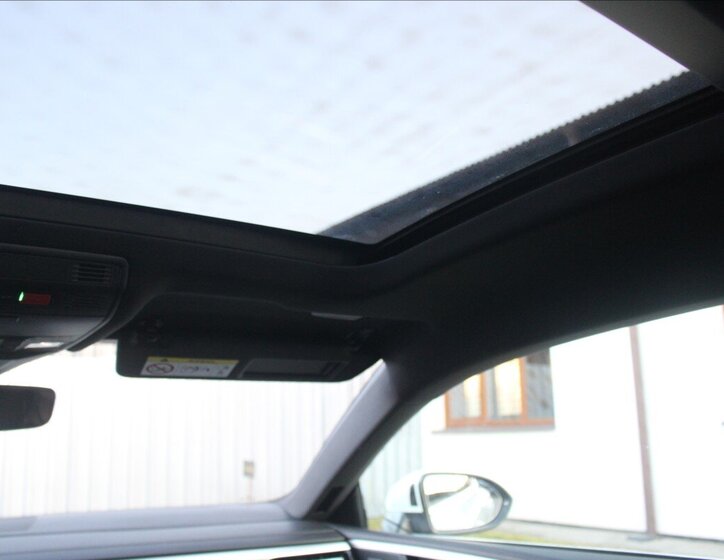 Volkswagen Arteon Liftback 2,0 l 147 kw