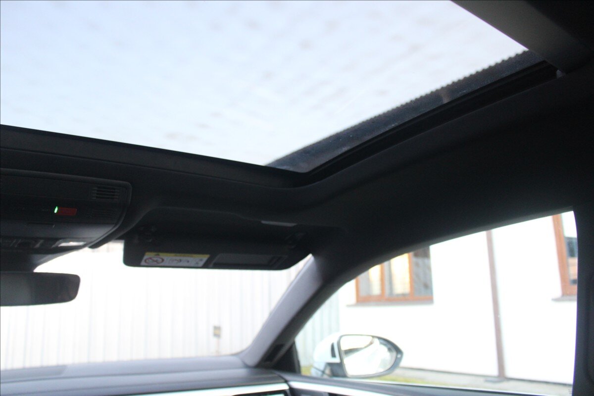 Volkswagen Arteon Liftback 2,0 l 147 kw