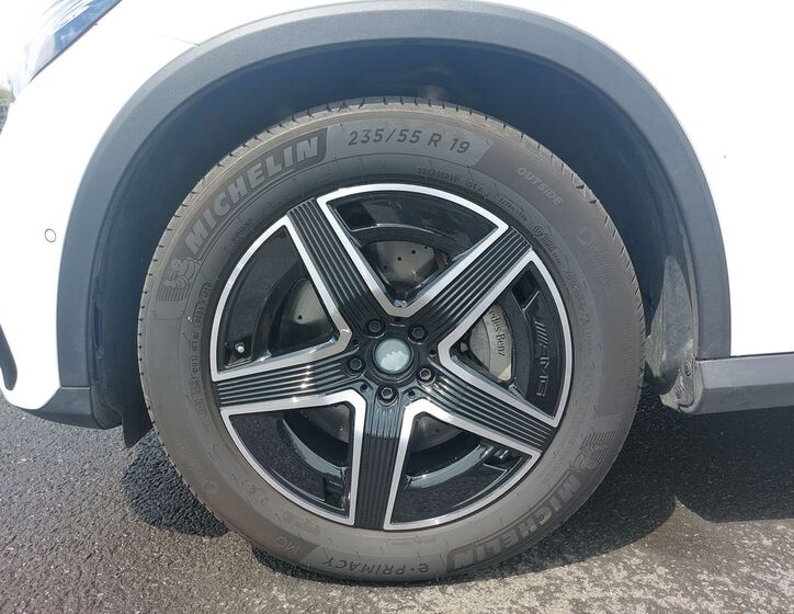 Mercedes-Benz GLC 26