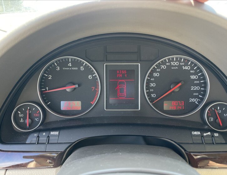 Audi A4 Sedan / Limuzína 1,8 l 110 kw