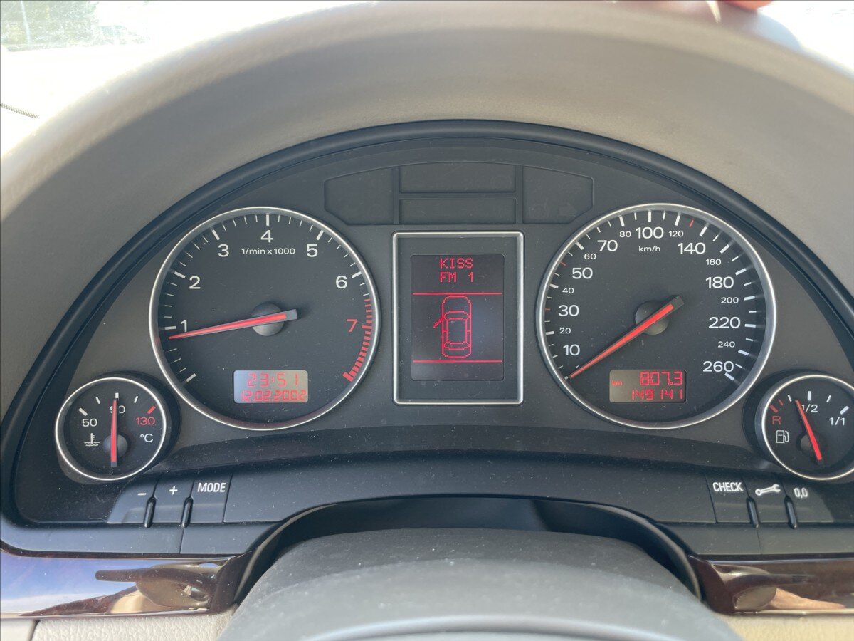 Audi A4 Sedan / Limuzína 1,8 l 110 kw