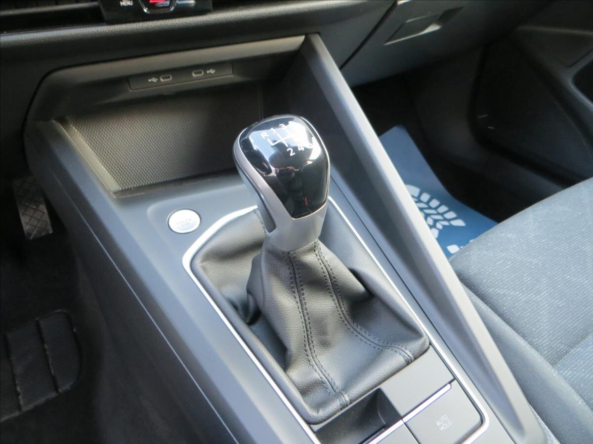 Volkswagen Golf Kombi 1,5 l 96 kw