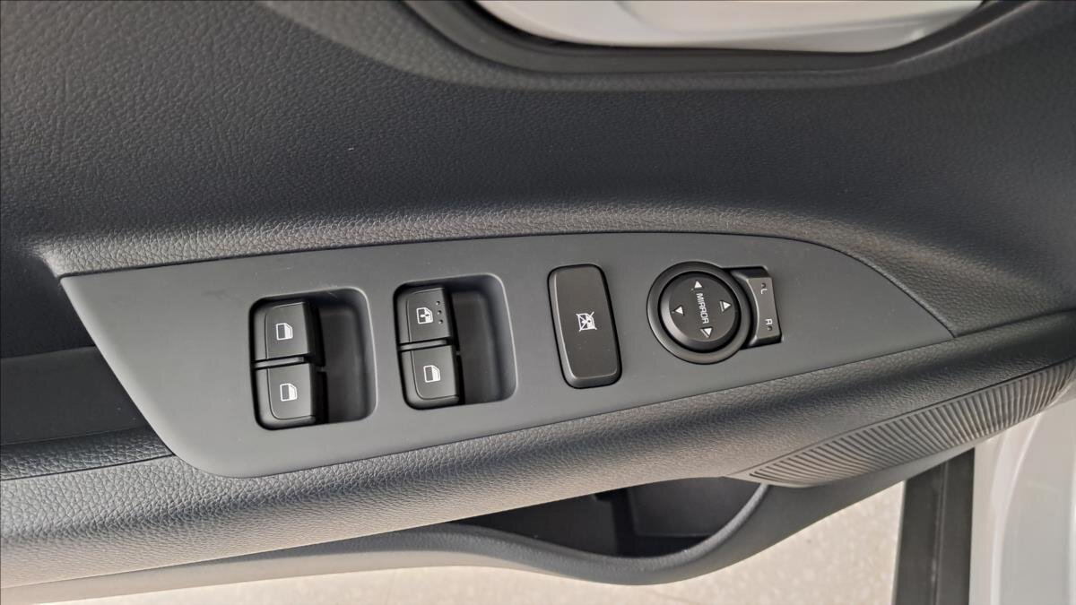 KIA Stonic Kombi 1,2 l 57 kw