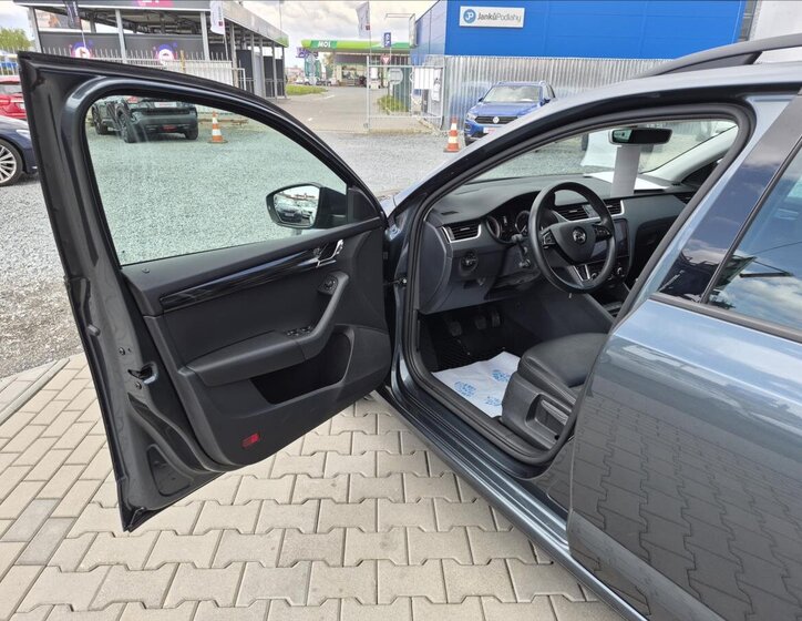 Škoda Octavia Kombi 1,5 l 110 kw