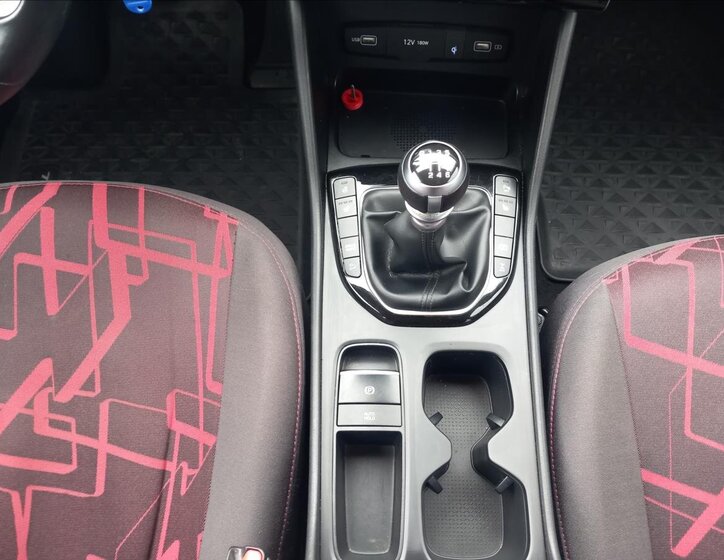 Hyundai Tucson SUV / Terénní 1,6 l 110 kw