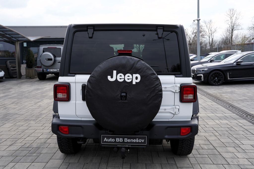 Jeep Wrangler SUV / Terénní 2,1 l 147 kw