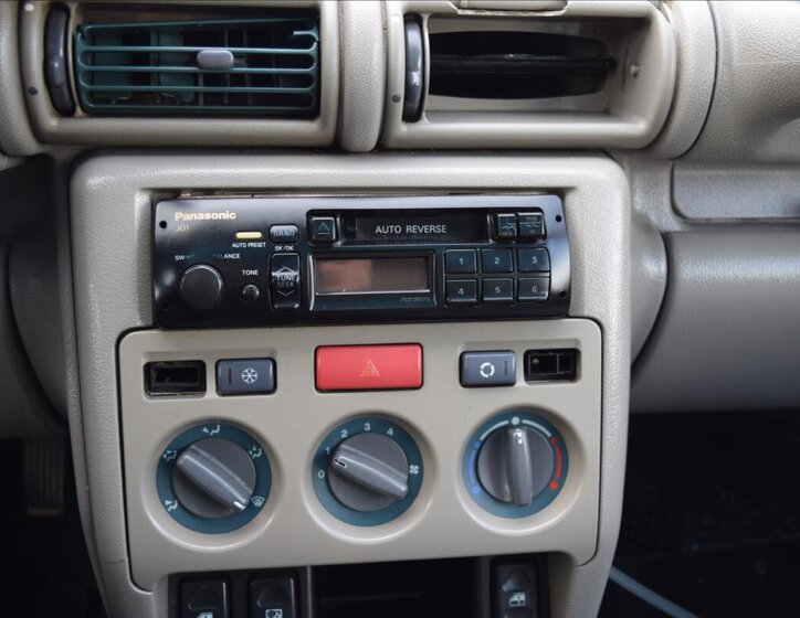 Land Rover Freelander Kombi 2,0 l 71 kw