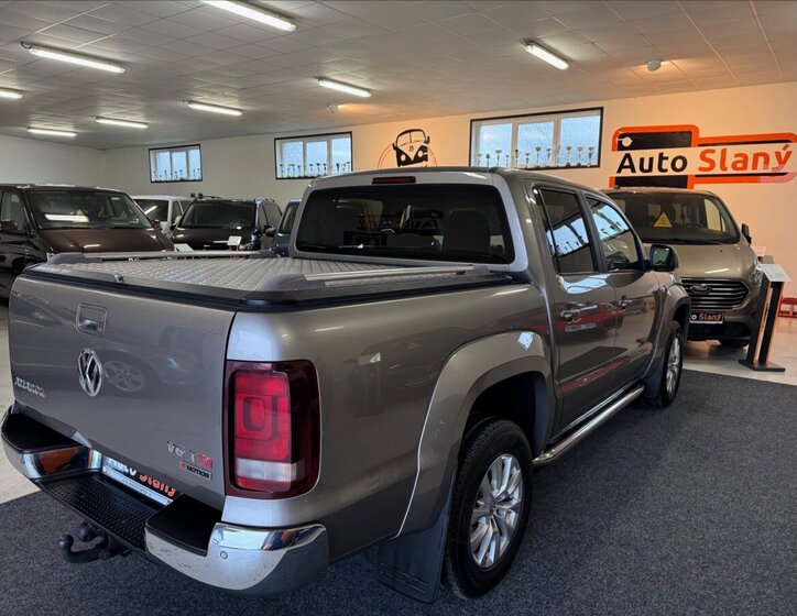Volkswagen Amarok 6