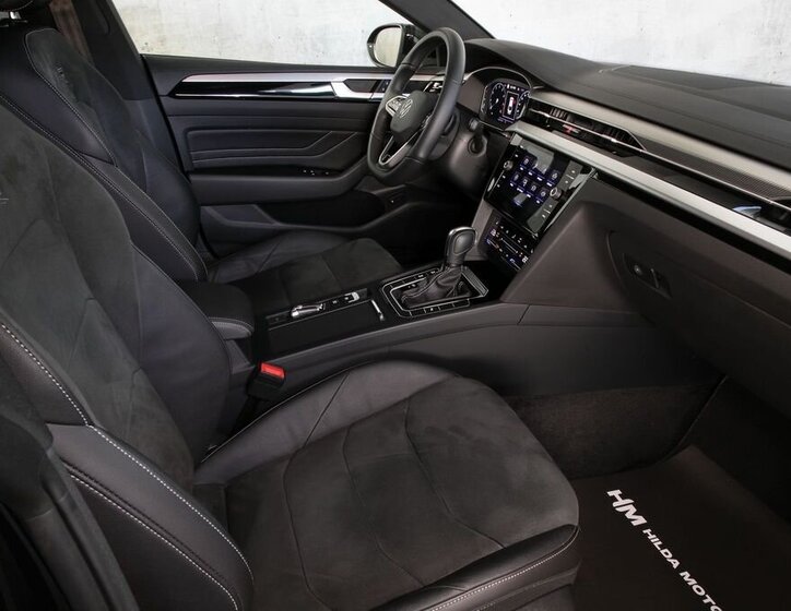 Volkswagen Arteon Liftback 2,0 l 206 kw
