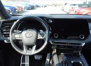Lexus RX 500h 9
