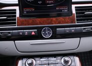 Audi A8 Sedan / Limuzína 4,2 l 273 kw