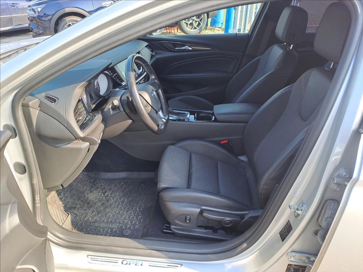 Opel Insignia Liftback 2,0 l 125 kw