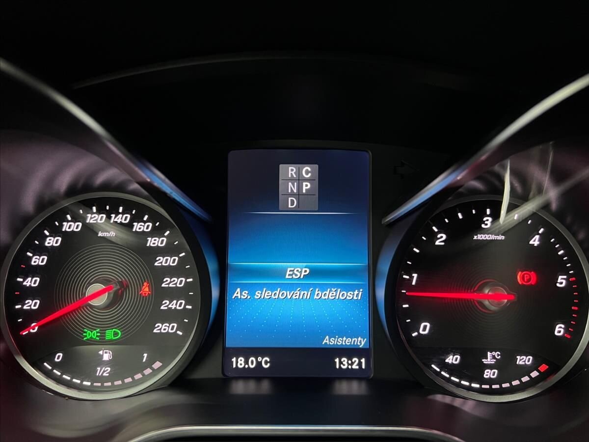 Mercedes-Benz Třídy V Kombi 2,0 l 174 kw