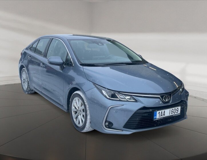 Toyota Corolla Sedan / Limuzína 1,5 l 92 kw
