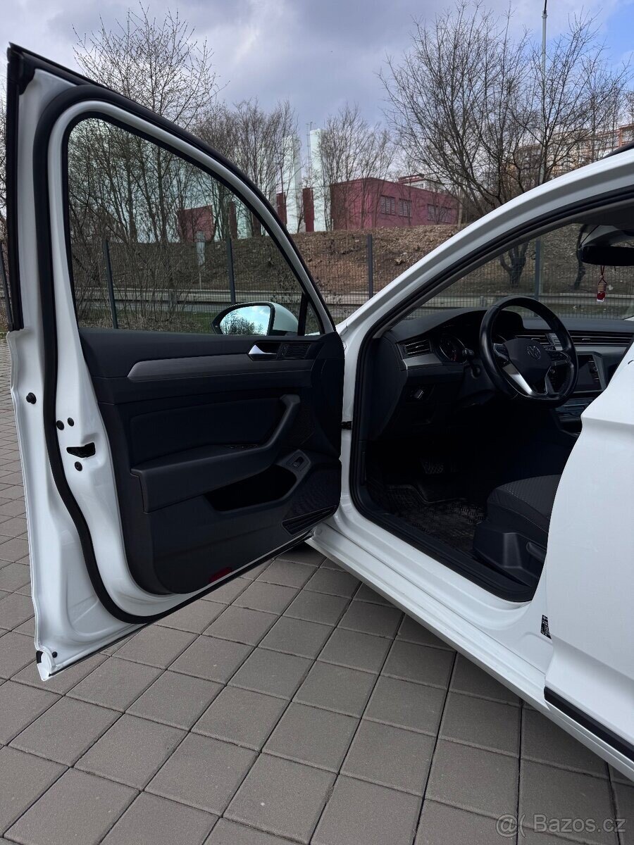 Volkswagen Passat Kombi 0,0 0