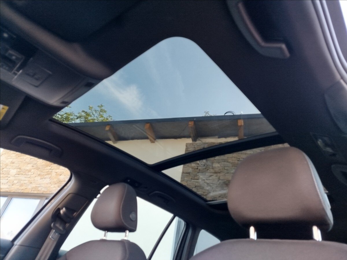 Volkswagen Golf Kombi 2,0 l 135 kw