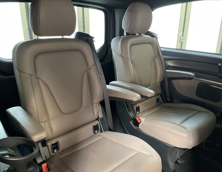 Mercedes-Benz Třídy V MPV 2,0 l 174 kw