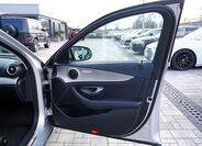 Mercedes-Benz Třídy E 27