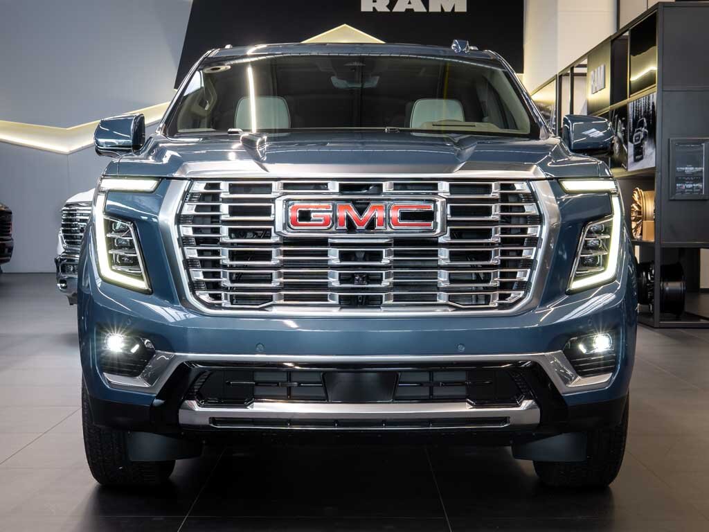 GMC Yukon SUV 6,2 l 313 kw