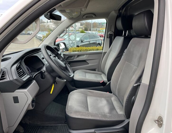 Volkswagen Transporter 13